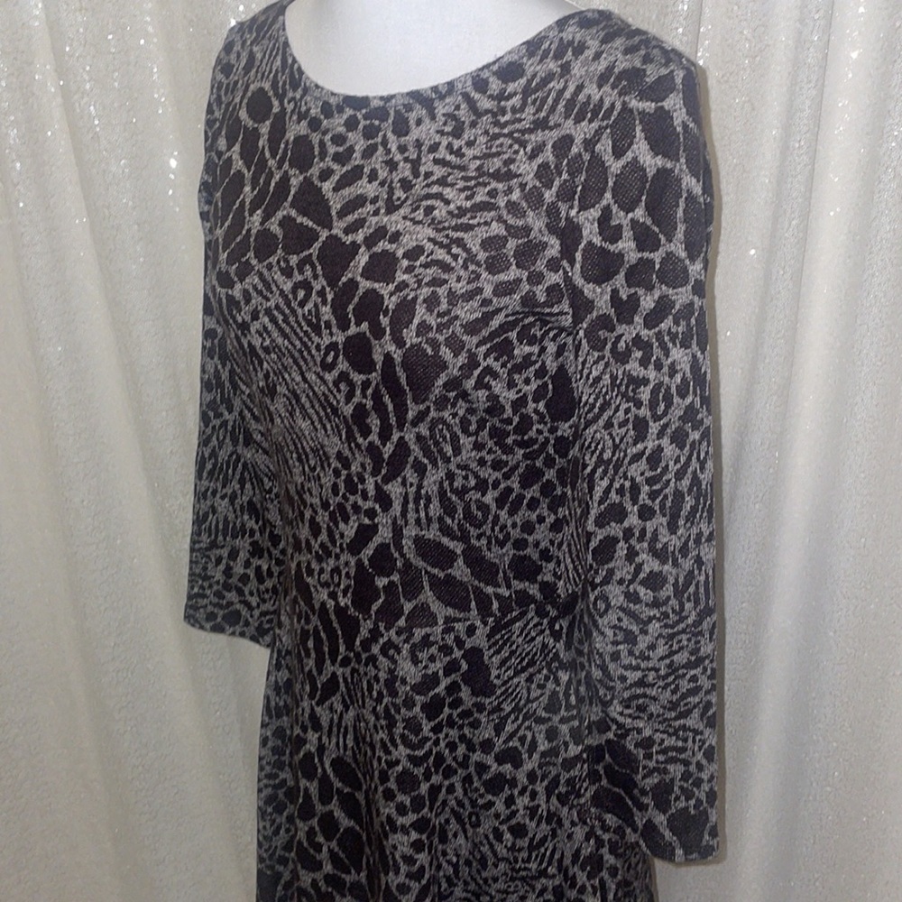Leota Circle Dress 3/4 Sleeve Sweater Dress - Picture 2 of 6